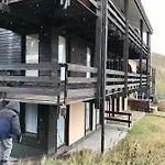 Апартаменти Stunning View Брей-Червінія