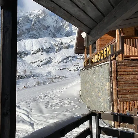 Stunning View דירה